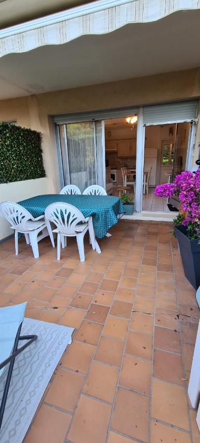 Le Tamaya Plage Charmant T2 En Rez De Jardin A 2 Pas D Une Belle Plage De Toutes Commodites Et Centre Ville Port Cavalaire-sur-Mer Ngoại thất bức ảnh